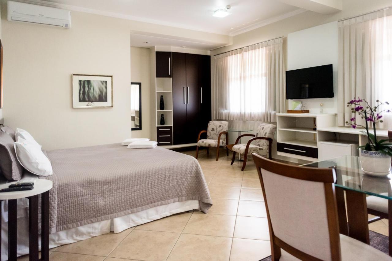 Holambra Garden Hotel Εξωτερικό φωτογραφία A typical hotel room